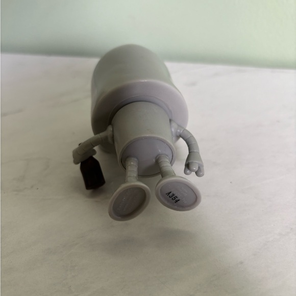 Funko POP Animation - Bender #29 Futurama Loose Preowned 2015 - Picture 2 of 3